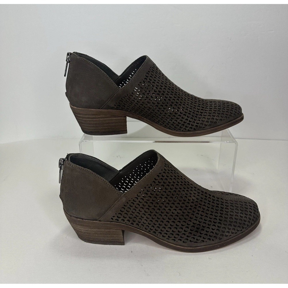 Vince Camuto‎ Woman's Elephant Grey Vc-Paleta Suede Ankle Boots Nubuck Size 7.5M